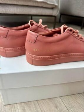 Common Projects Sneakers Size 42 with box